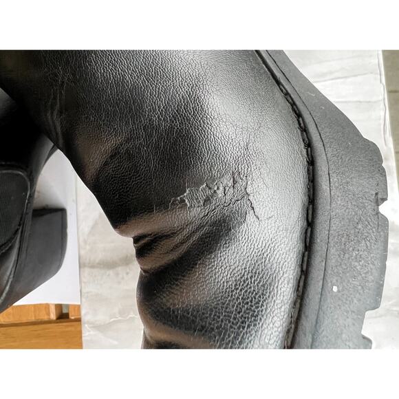 Marco Tozzi  comfortable Cushioned Chelsea ankle boot, black, leather size 39 - Picture 8 of 15